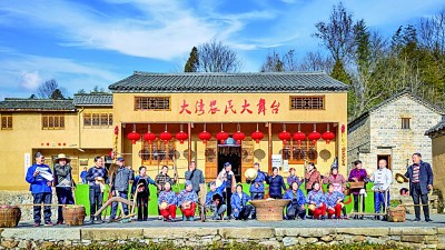 【奋进新征程 建功新时代·老区新貌】大别山革命老区：饱蘸红绿书华章